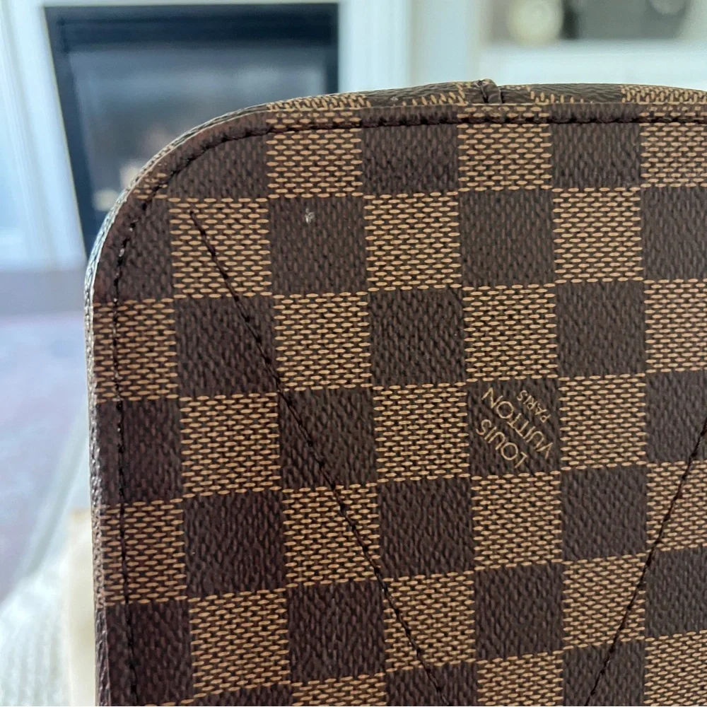 Louis Vuitton Siena MM Damier Ebene Top Handle Bag - Picture 9 of 16